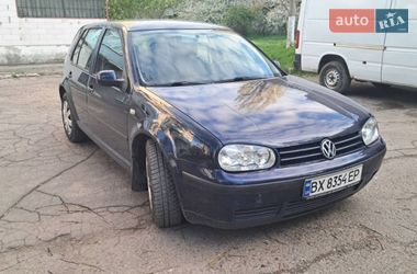 Хетчбек Volkswagen Golf 2001 в Миколаєві