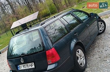 Универсал Volkswagen Golf 2001 в Гадяче