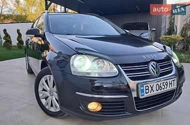 Універсал Volkswagen Golf 2009 в Могилів-Подільському