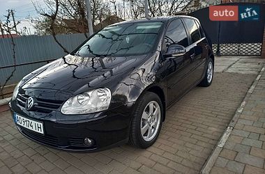 Хетчбек Volkswagen Golf 2008 в Мукачевому
