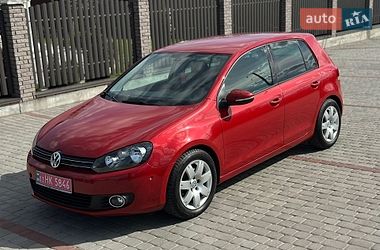 Хэтчбек Volkswagen Golf 2010 в Староконстантинове