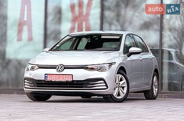 Хэтчбек Volkswagen Golf 2022 в Тернополе
