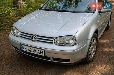 Хэтчбек Volkswagen Golf 2000 в Кривом Роге