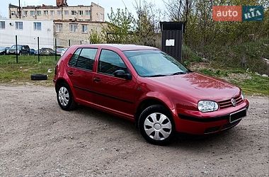 Хетчбек Volkswagen Golf 1998 в Полтаві