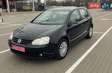 Хетчбек Volkswagen Golf 2007 в Сумах