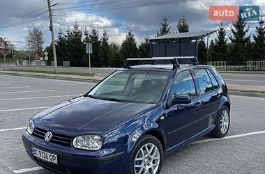 Хетчбек Volkswagen Golf 2002 в Львові