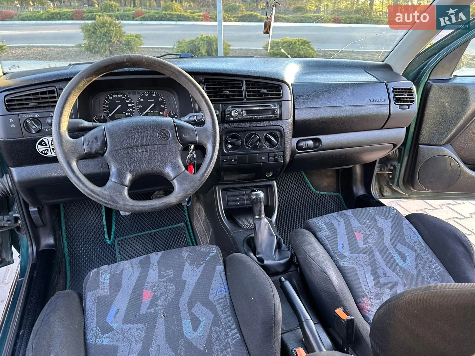 Volkswagen Golf 1997 VIN WVWZZZ1HZVW154613 фото оголошення 36 з 45