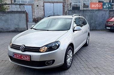 Універсал Volkswagen Golf 2009 в Луцьку
