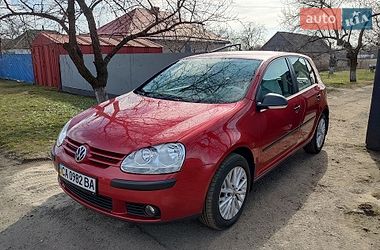 Хэтчбек Volkswagen Golf 2009 в Ирклиеве