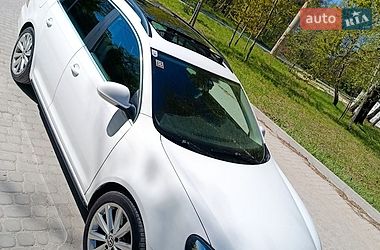 Універсал Volkswagen Golf 2012 в Новояворівську