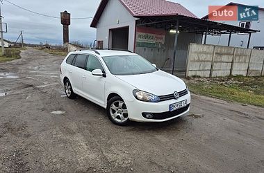 Универсал Volkswagen Golf 2009 в Березному