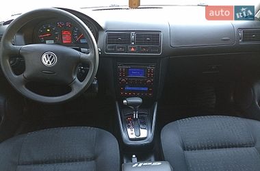 Хетчбек Volkswagen Golf 2002 в Хмельницькому
