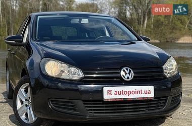 Хетчбек Volkswagen Golf 2009 в Сумах