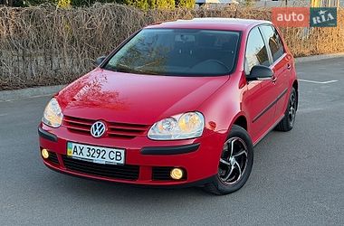 Хэтчбек Volkswagen Golf 2009 в Киеве
