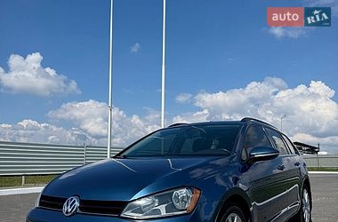 Хетчбек Volkswagen Golf 2016 в Миколаєві