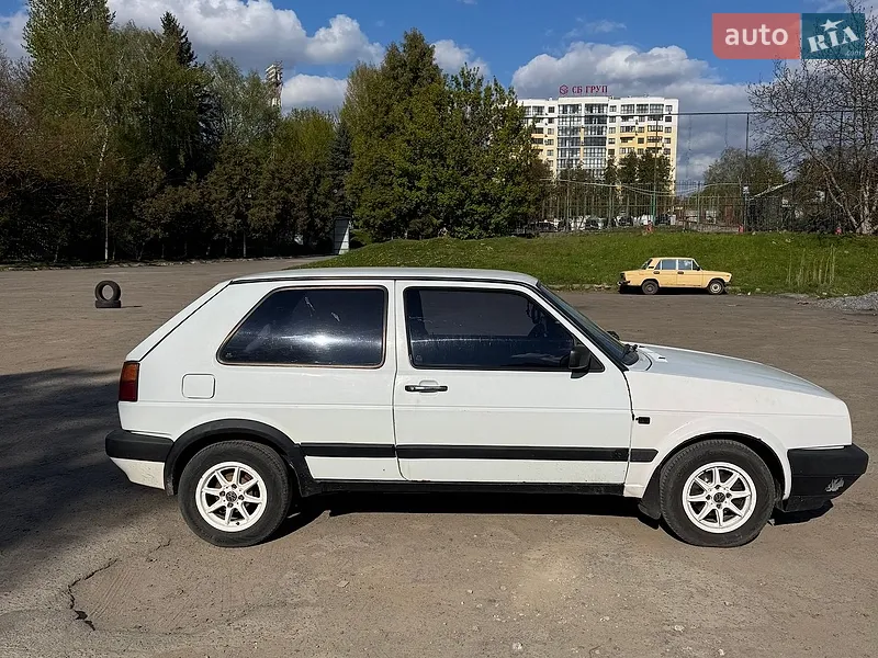 Volkswagen Golf 1989 VIN WVWZZZ1GZLW144655 фото оголошення 2 з 43