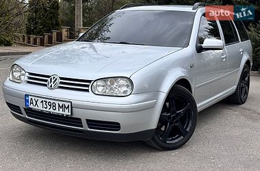 Універсал Volkswagen Golf 2001 в Харкові
