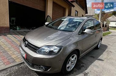 Хетчбек Volkswagen Golf 2008 в Сваляві