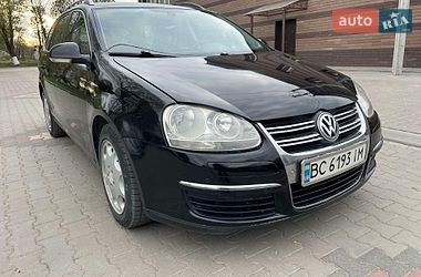 Универсал Volkswagen Golf 2009 в Теофиполе