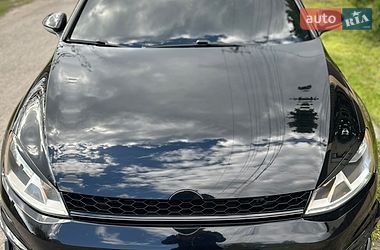 Хэтчбек Volkswagen Golf 2015 в Днепре