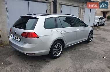 Универсал Volkswagen Golf 2015 в Киеве