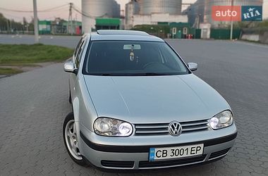 Хэтчбек Volkswagen Golf 2002 в Нежине