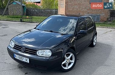 Хэтчбек Volkswagen Golf 2000 в Киеве