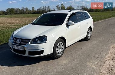 Универсал Volkswagen Golf 2008 в Чернигове