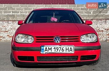 Хэтчбек Volkswagen Golf 1998 в Малине