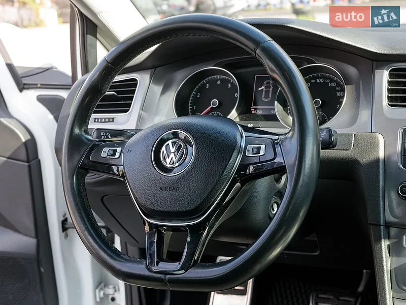 Volkswagen Golf 2013 VIN WVWZZZAUZEW108601 фото оголошення 29 з 85