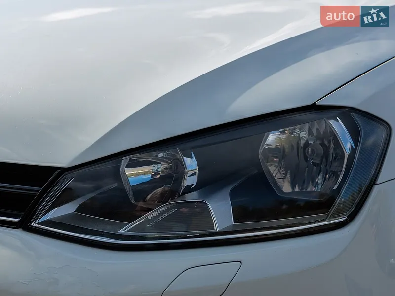 Volkswagen Golf 2013 VIN WVWZZZAUZEW108601 фото оголошення 41 з 85