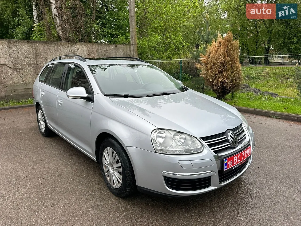2010 Volkswagen Touran - мініатюра 65