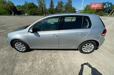 Хэтчбек Volkswagen Golf 2010 в Борщеве