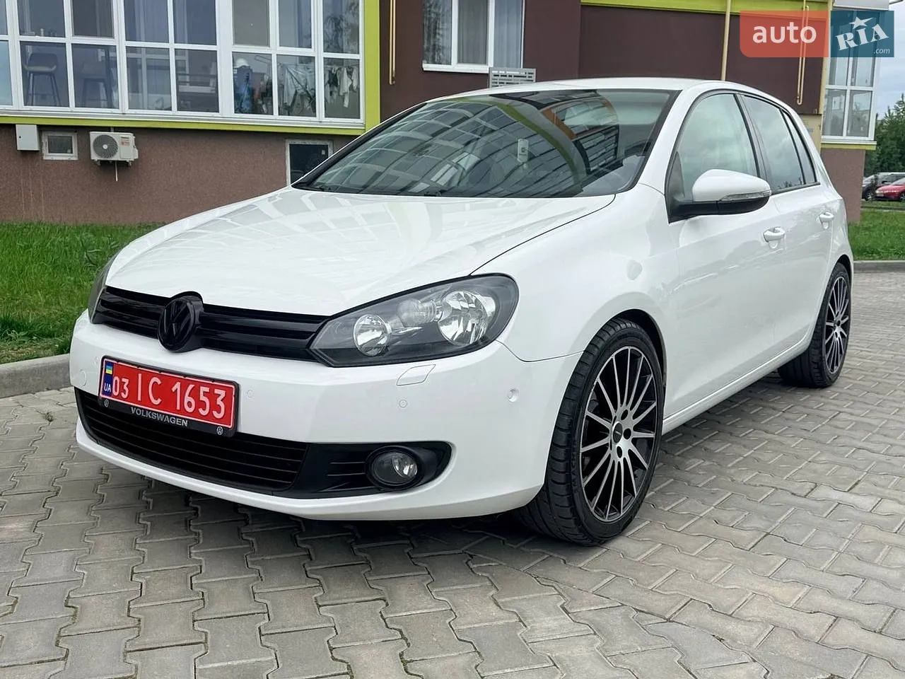 2016 Volkswagen Tiguan - мініатюра 41
