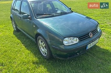 Хэтчбек Volkswagen Golf 1998 в Соснице