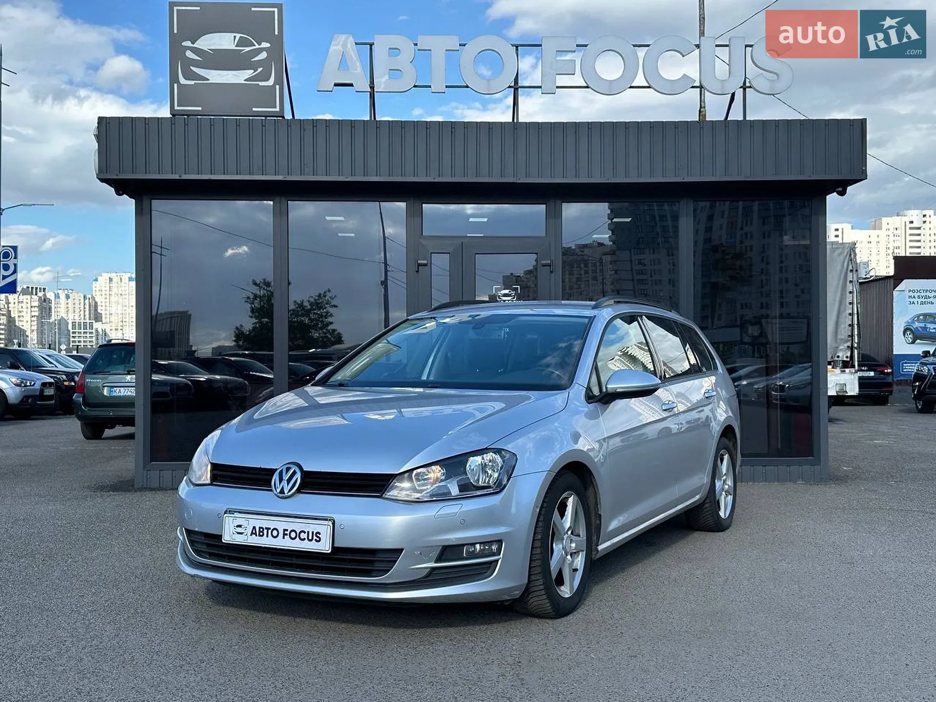 Volkswagen Golf 2013 VIN WVWZZZAUZEP548782 фото оголошення 7 з 33
