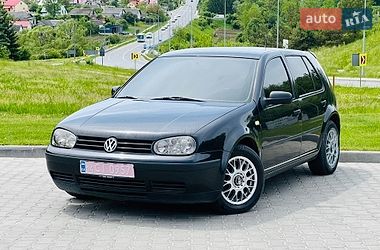 Хэтчбек Volkswagen Golf 2000 в Тернополе