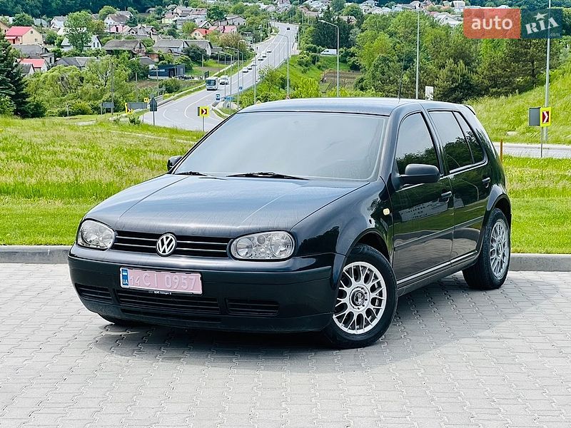 Volkswagen Golf 2000