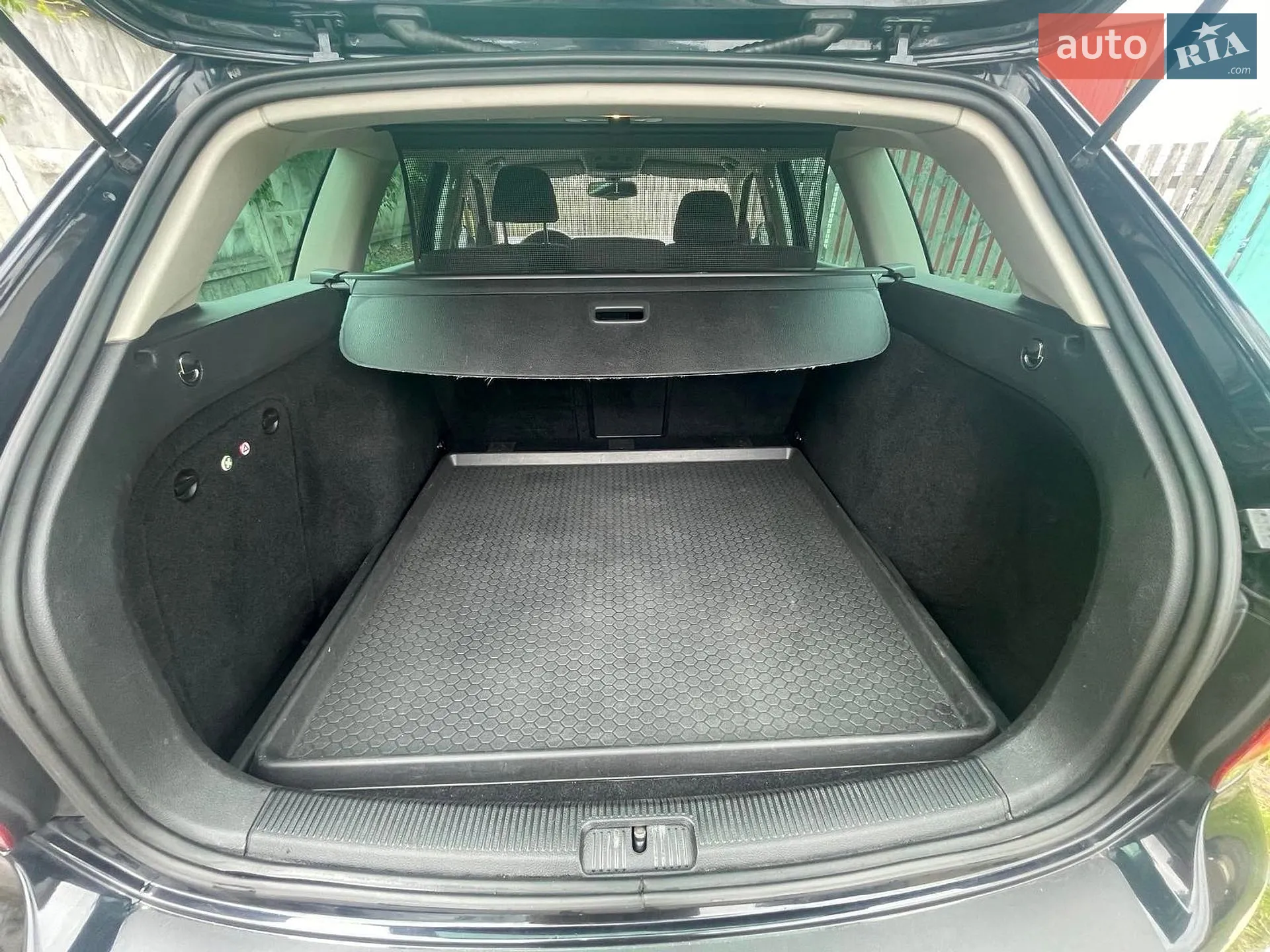 Volkswagen Golf 2011 VIN WVWZZZ1KZCM660387 фото оголошення 33 з 39