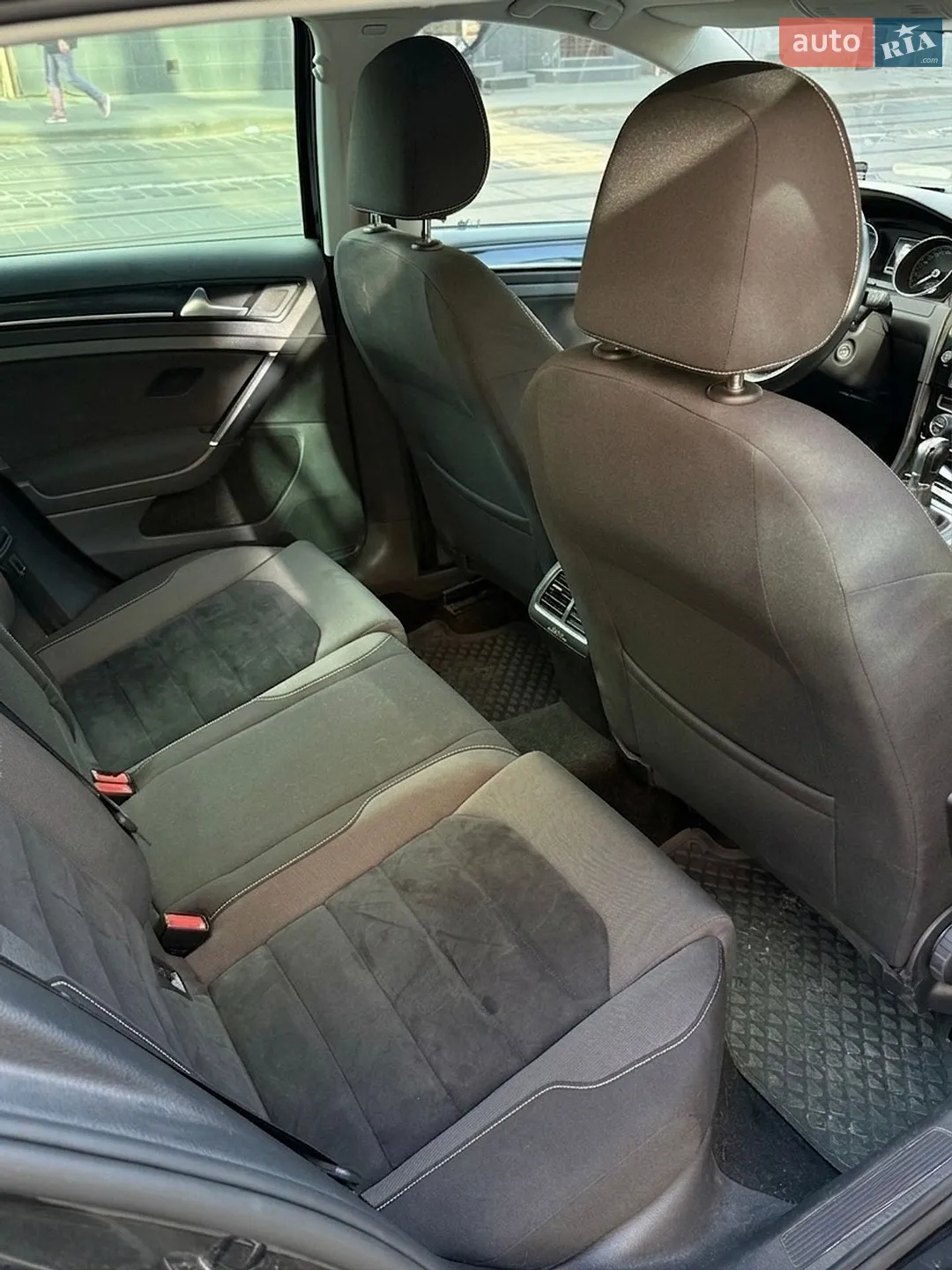 Volkswagen Golf 2012 VIN WVWZZZAUZDW007279 фото оголошення 8 з 11
