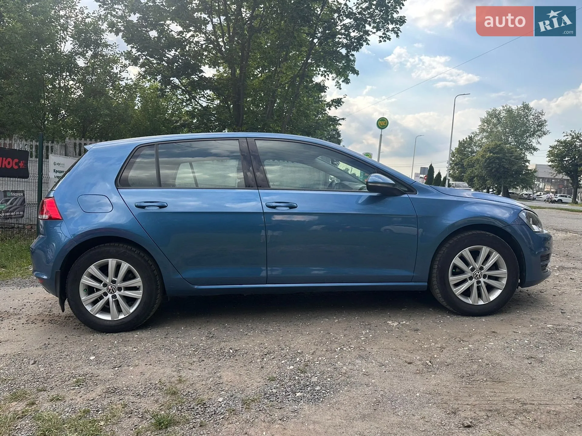 Volkswagen Golf 2015 VIN WVWZZZAUZFP063632 фото оголошення 2 з 19