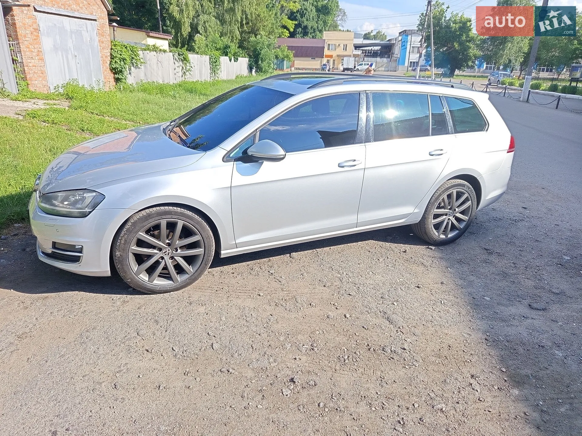 Volkswagen Golf 2014 VIN WVWZZZAUZFP542365 фото оголошення 2 з 19