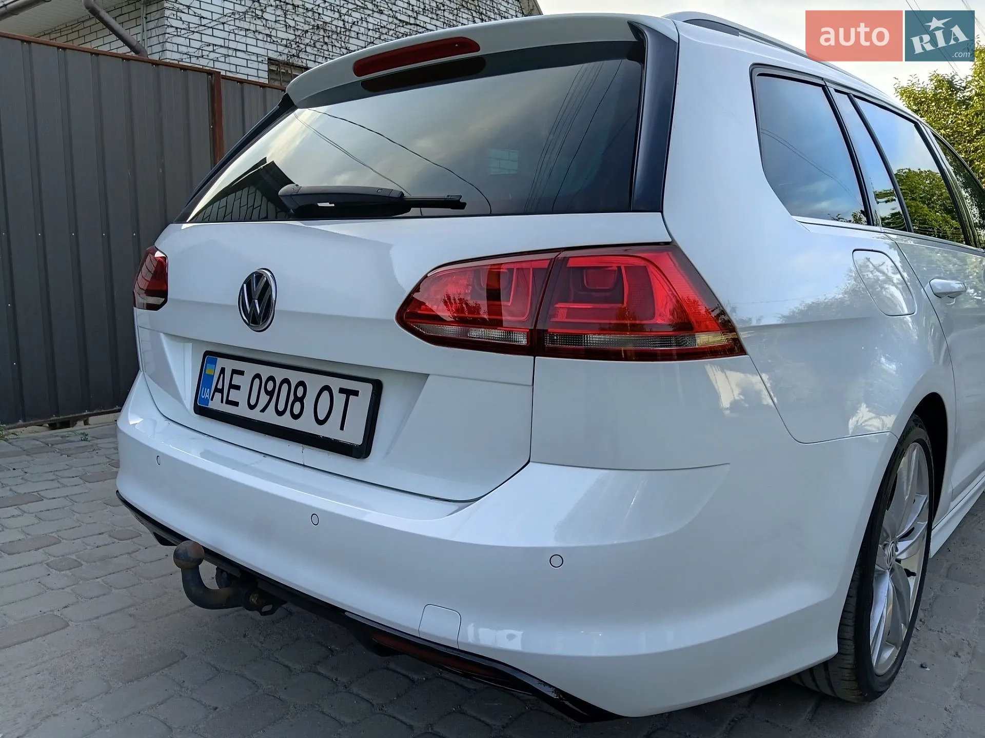 Volkswagen Golf 2016 VIN WVWZZZAUZGP634552 фото оголошення 12 з 29