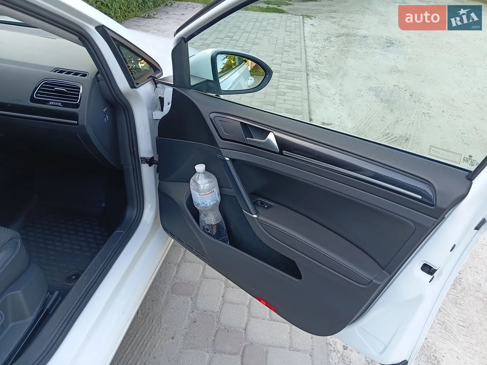 Volkswagen Golf 2016 VIN WVWZZZAUZGP634552 фото оголошення 15 з 29