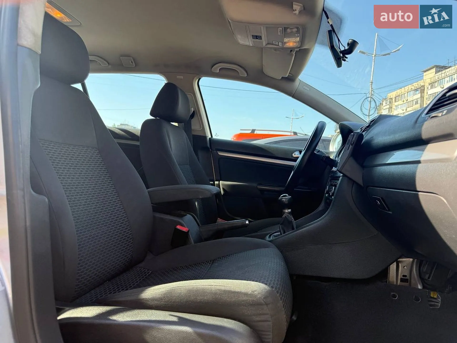 Volkswagen Golf 2011 VIN WVWZZZ1KZBM688322 фото оголошення 12 з 23