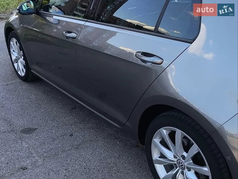 Volkswagen Golf 2013 VIN WVWZZZAUZEW070895 фото оголошення 7 з 50