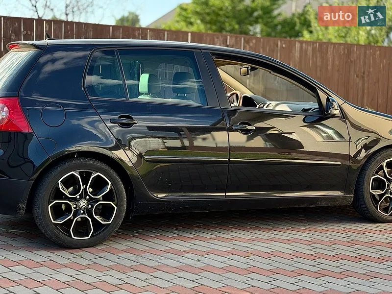 Volkswagen Golf 2005 VIN WVWZZZ1KZ5W217564 фото оголошення 3 з 52