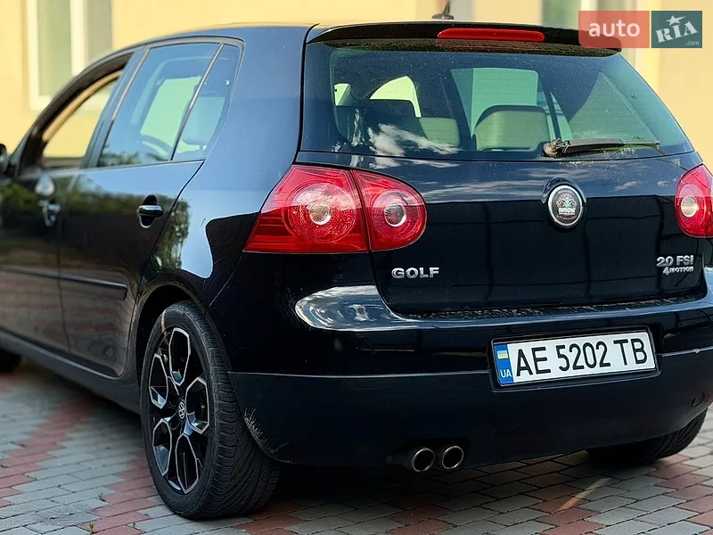 Volkswagen Golf 2005 VIN WVWZZZ1KZ5W217564 фото оголошення 4 з 52