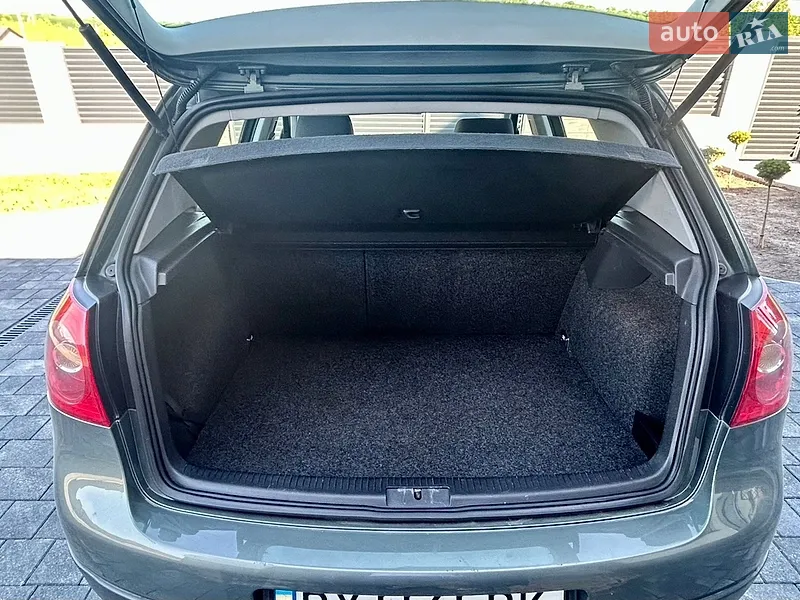 Volkswagen Golf 2004 VIN WVWZZZ1KZ4W105328 фото оголошення 37 з 71