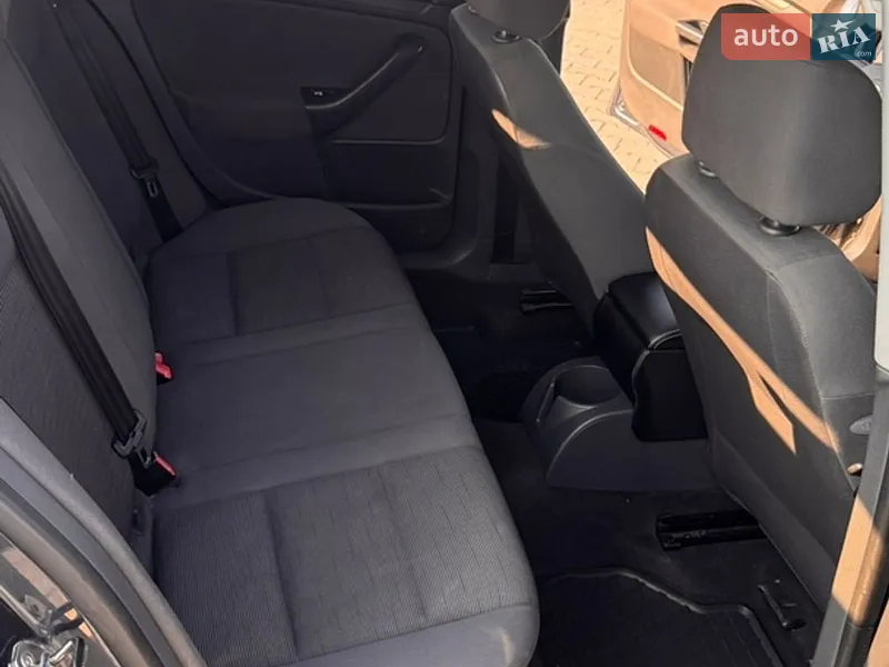 Volkswagen Golf 2004 VIN WVWZZZ1KZ5W150061 фото оголошення 20 з 66
